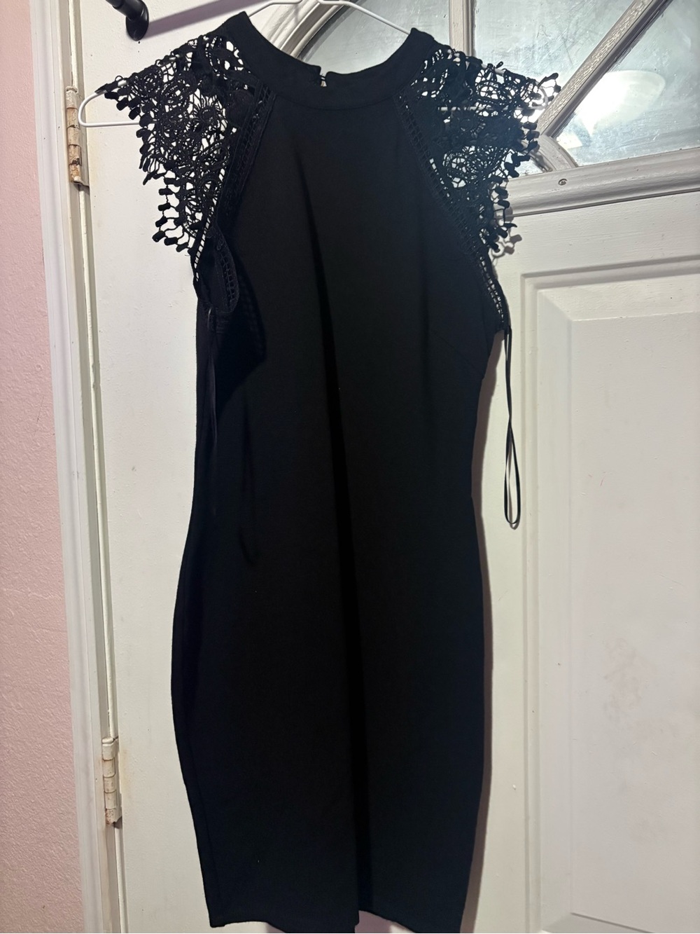 Black Lace Cap-Sleeve Sheath Dress